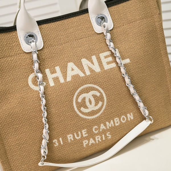 シャネルバッグ素材ディテール